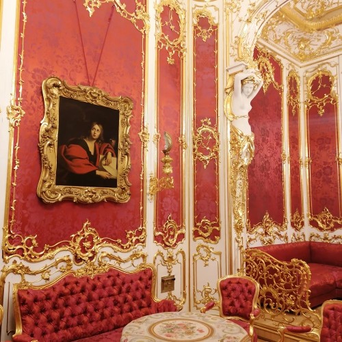 «Очень приятно, Царь»: знакомство с обитателями Зимнего дворца