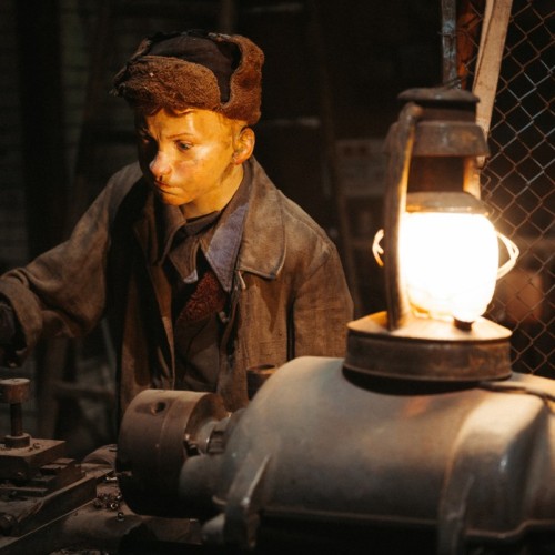 Детский квест по инсталляции «Пропавшие в кинохронике» от Ленфильма