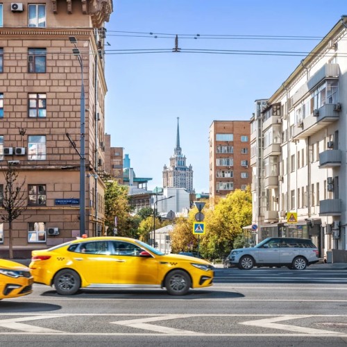 Сталинские высотки. 7 легенд послевоенной Москвы