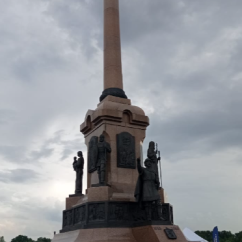 Путешествие в Древнюю Русь: 2 города Золотого кольца, село Вятское и круиз по Волге на закате