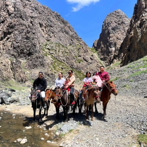 От пустыни до оазисов: большое путешествие по Монголии и Улан-Удэ