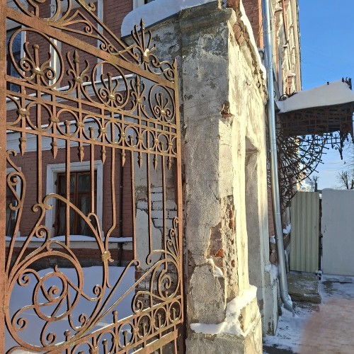 Кострома: каменная и деревянная