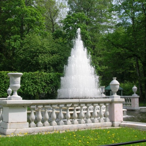 Из Петербурга в Петергоф на весь день в формате «Всё включено» с трансфером и билетами