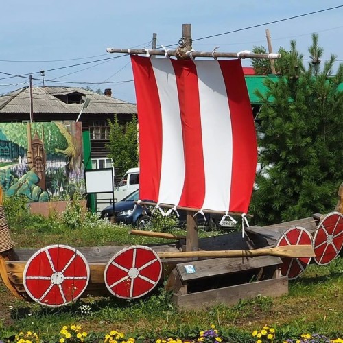 Изумрудный Томск: музеи, сибирская кухня и деревянное зодчество