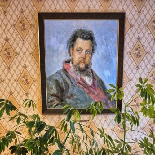 Из Москвы в Великие Луки на выходные с посещением усадеб и мини-концертом