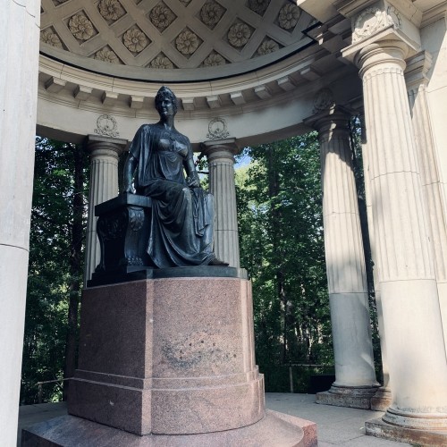 Гатчина и Павловск: две резиденции Павла I за один день