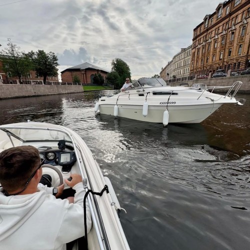 Сердце Петербурга: прогулка на катере по рекам и каналам города
