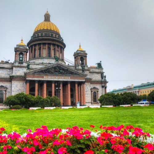 Три площади петербургских