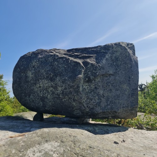 По Карелии на джипах в своей компании: «Марциальные воды», Гирвас и мистическая гора Воттоваара