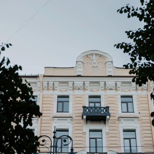 Прогулка по Литейной слободе: символы, истории, интриги