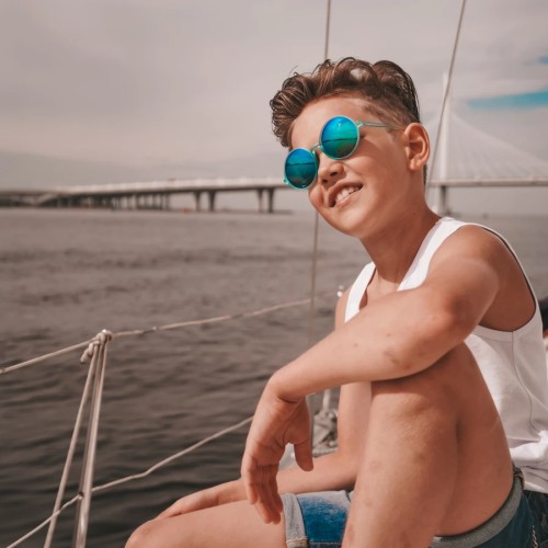 Прогулка на парусной яхте