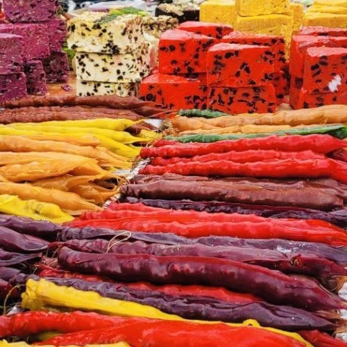 На Кавказ со вкусом и только в своей компании: национальные блюда в горах, Шато Эркен и конный клуб