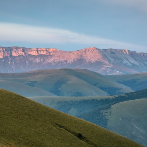Приключения среди Кавказских гор: от плато Бермамыт до Чегемских водопадов