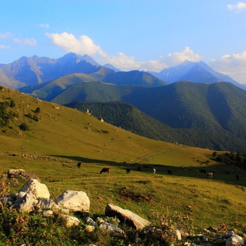 Таинство Ингушетии: треккинг налегке с восхождением на Столовую гору