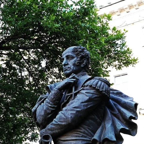 О чём говорят памятники Петербурга