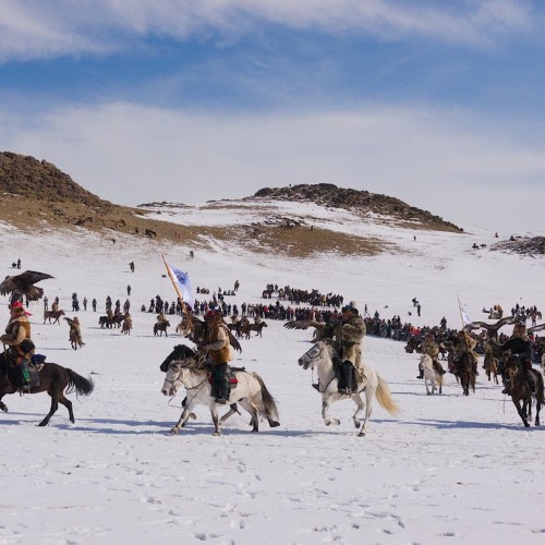 Из Алтая, по Чуйскому тракту — в Монголию на фестиваль беркутчи с проживанием в юрте
