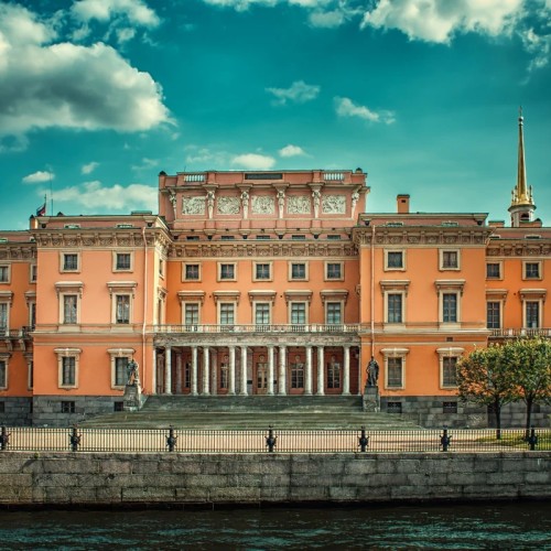 По северной Венеции на теплоходе — групповая прогулка