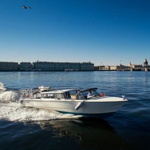 Лучший взгляд на Петербург: прогулка на персональном катере