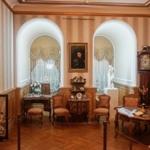 Экскурсия по Румянцевскому особняку в Санкт-Петербурге