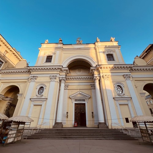 Всемогущий Невский проспект