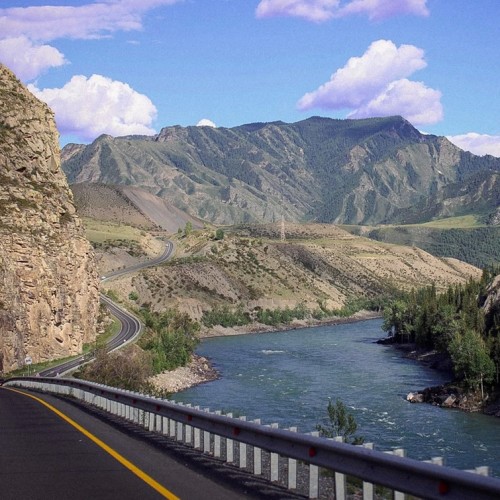 Автотур по Алтаю: смотреть во все глаза