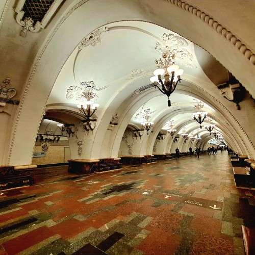 Московское метро: феномен подземных бульваров