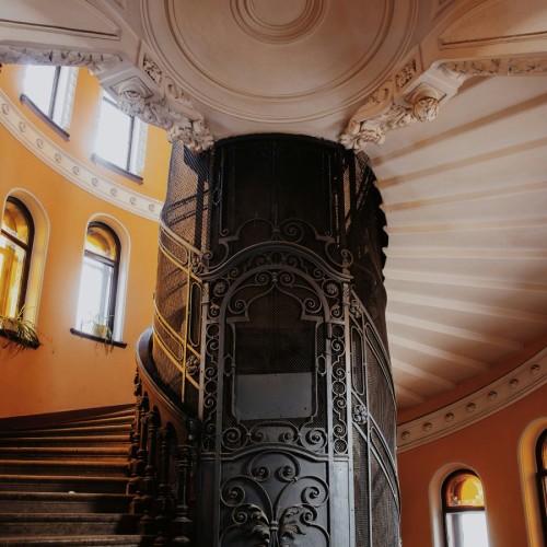 Непарадный Петербург: обзорная экскурсия на автомобиле