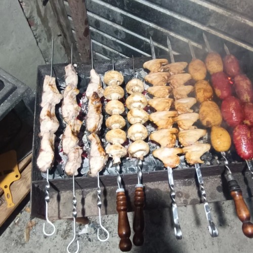 Пик звездопада Персеиды: ночь на плато Канжол в палатках с видом на Эльбрус