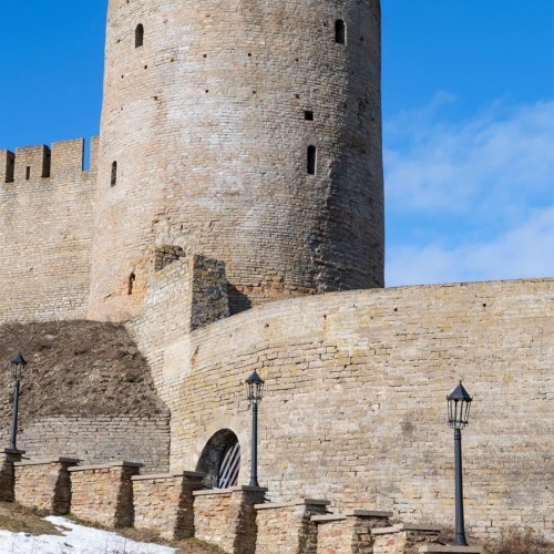 Из Петербурга — в приграничный Ивангород и его окрестности