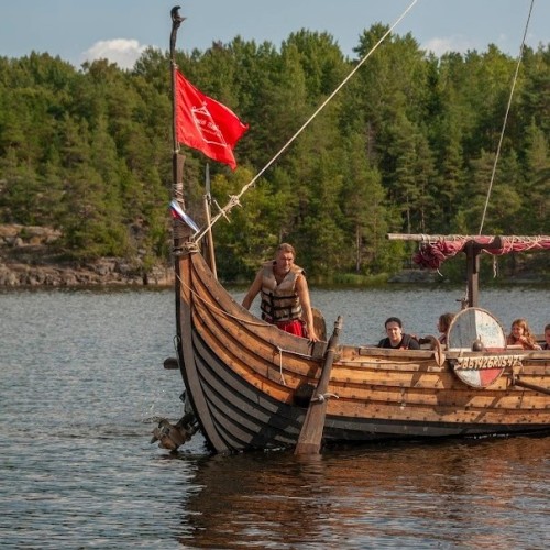 Дорогами викингов: мужской поход по Ладоге на драккаре (всё включено)