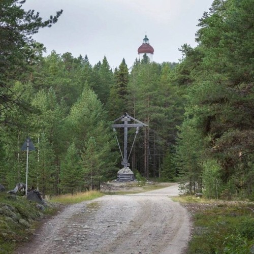 Путешествие на Соловки: погружение в историю, прогулки на катере, лодке и пешком