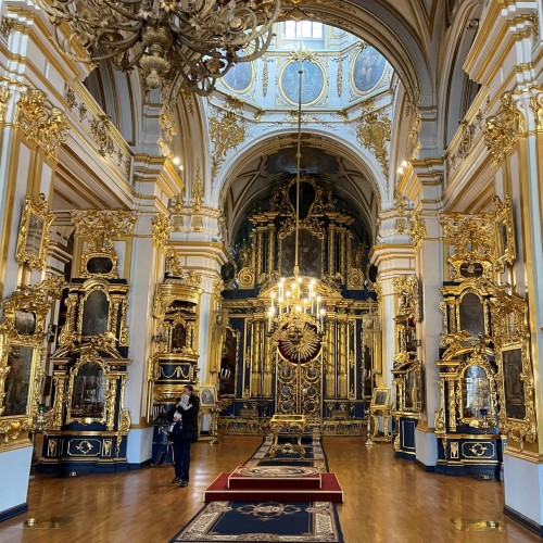 Свято-Троицкий Измайловский и Николо-Богоявленский — два старейших собора Петербурга