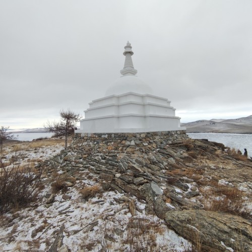 По зимнему Ольхону в мини-группе: все виды льда и главные места