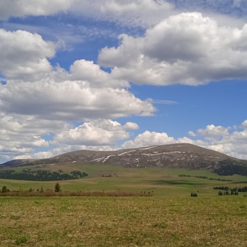 Джип-путешествие к священному озеру Манас