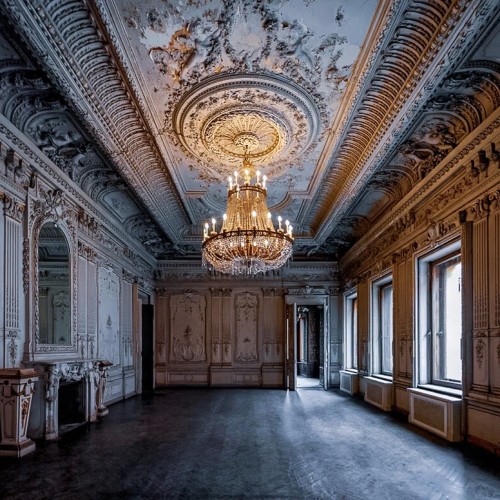 Экскурсия в закрытый особняк Брусницыных