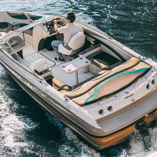 Развод мостов — на катере