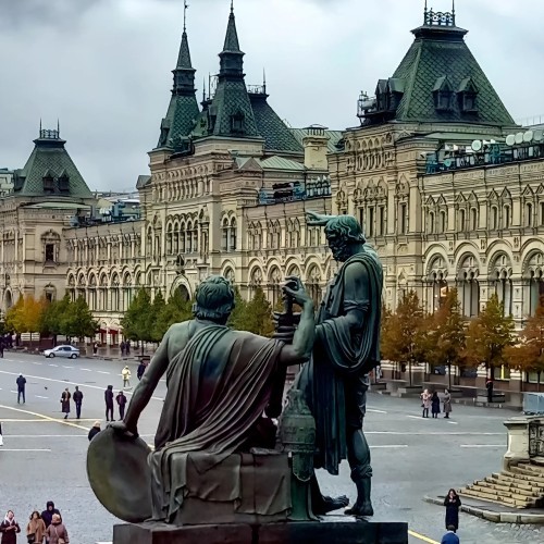 Экскурсия по ГУМу в мини-группе «Эпохи главной витрины страны»