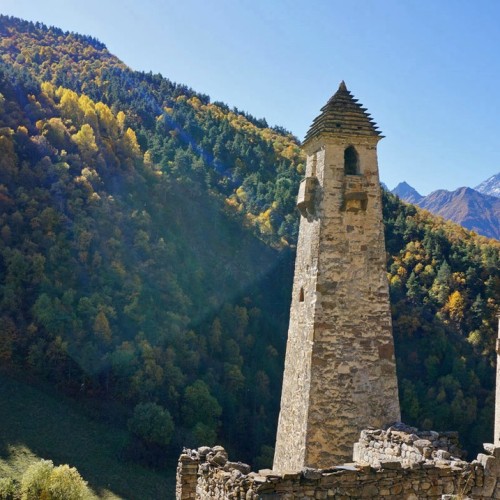 Треккинг налегке по Ингушетии: святилища, башенные комплексы и гора с герба Владикавказа