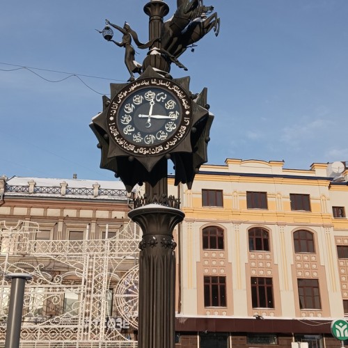 По главной улице Казани