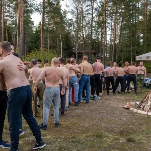 Мужской ретрит: перезагрузка в кругу единомышленников с практиками, тренировками и баней