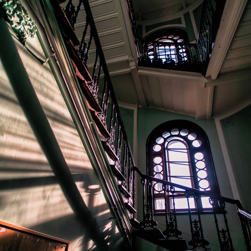 Квест-прогулка «По тайным тропам Васильевского острова»