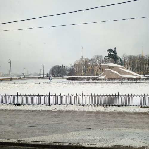 Символы Петербурга для всей семьи