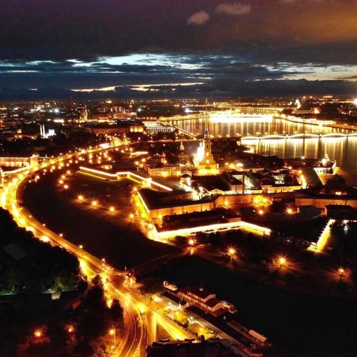 Романтический Петербург на Mercedes: днём или ночью