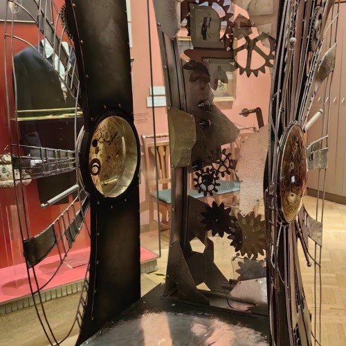 В музей театрального и музыкального искусства вместе с гидом