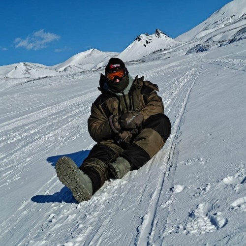 Туда, где дымятся вулканы, а вода исцеляет: неделя на Камчатке в мини-группе