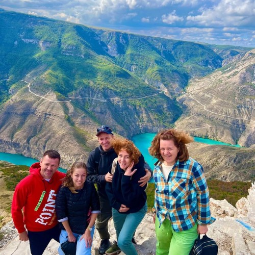 Объятия горного края: по топовым локациям Дагестана на внедорожниках