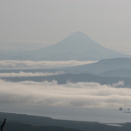 В мини-группе на Камчатку всей семьёй: вулканы, термальные источники и погружение в быт