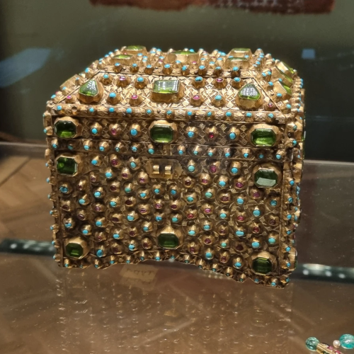 Скрытые сокровища Эрмитажа: Бриллиантовая кладовая (билеты включены)