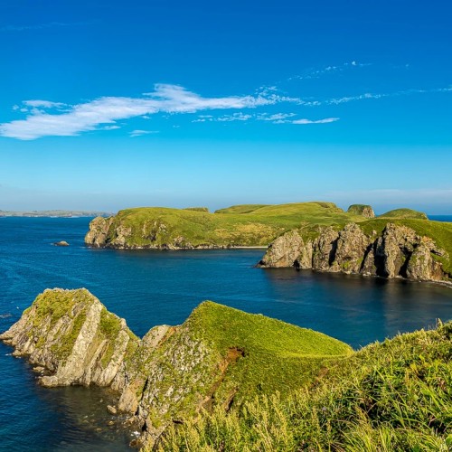 Путешествие на юг Курил: бухты, пляжи и мысы острова Шикотан