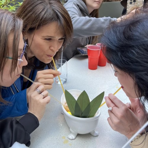 По скрытым и уникальным барам Петербурга (18+)